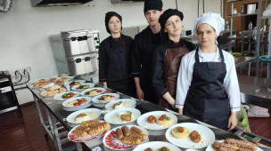 Вкусный финал: будущие повара и кондитеры РТЭК блестяще сдали демонстрационный экзамен 8