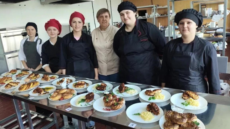 Вкусный финал: будущие повара и кондитеры РТЭК блестяще сдали демонстрационный экзамен 4